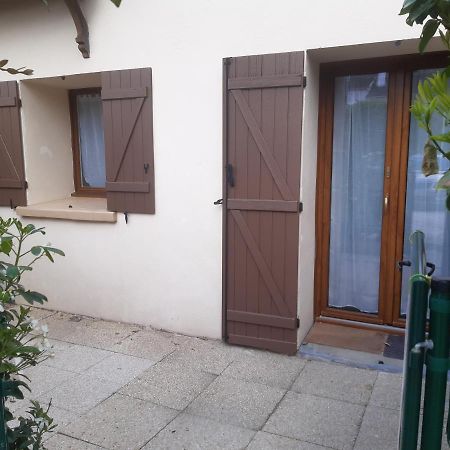 La Belle Ortine Apartamento Esbly Exterior foto